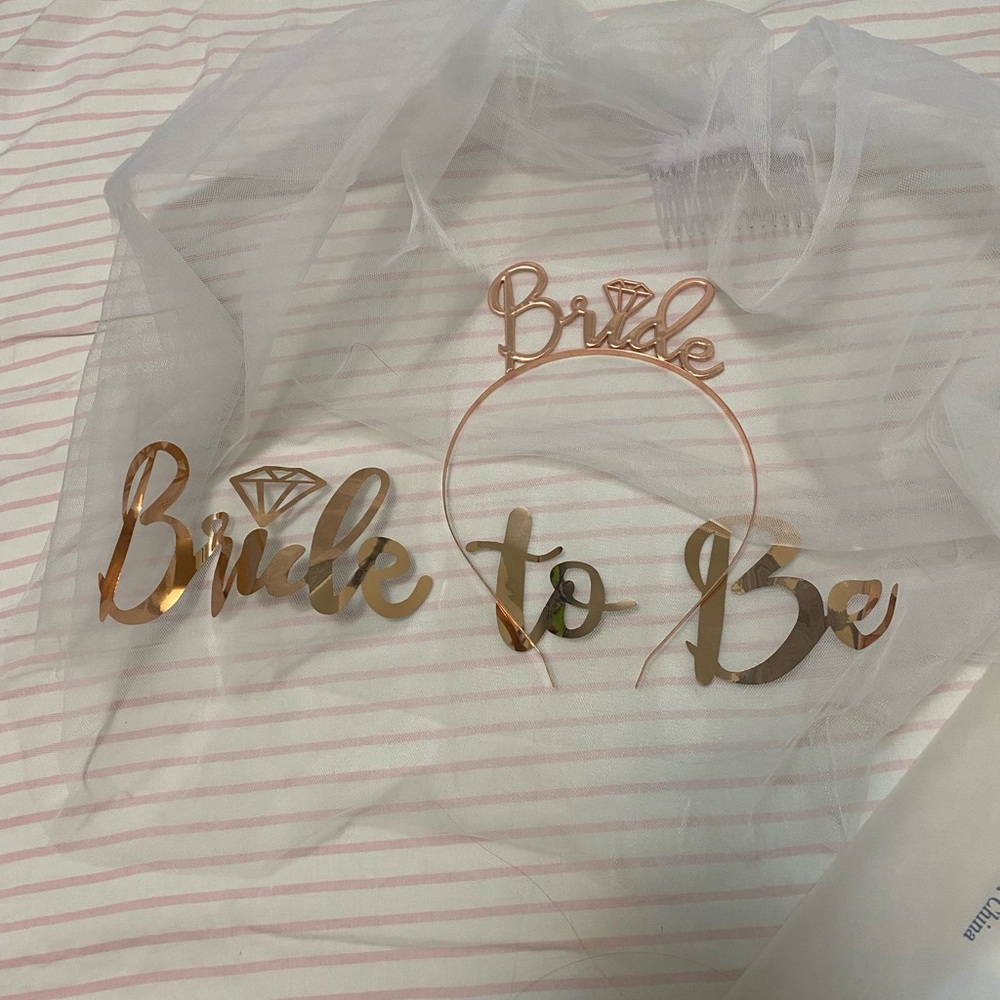 Gold Bride to Be Headband and bride veil